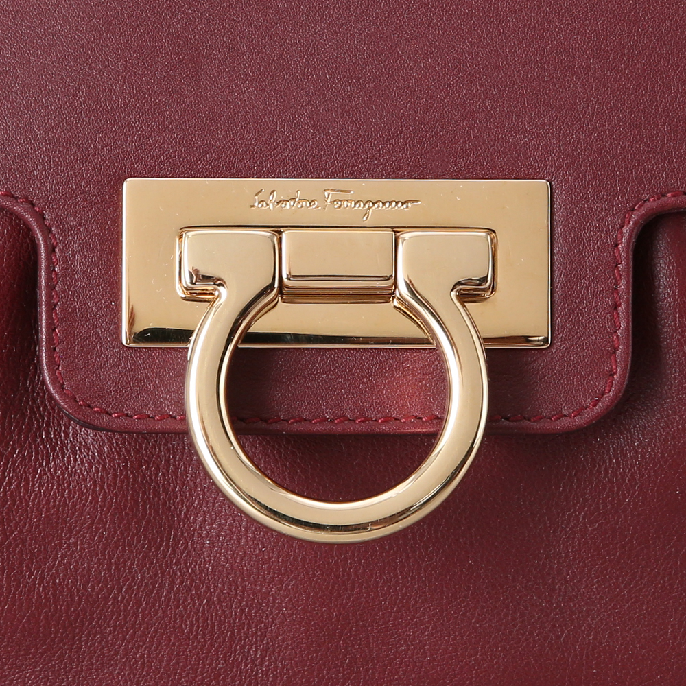 Salvatore Ferragamo(USED)페레가모 간치니 체인백